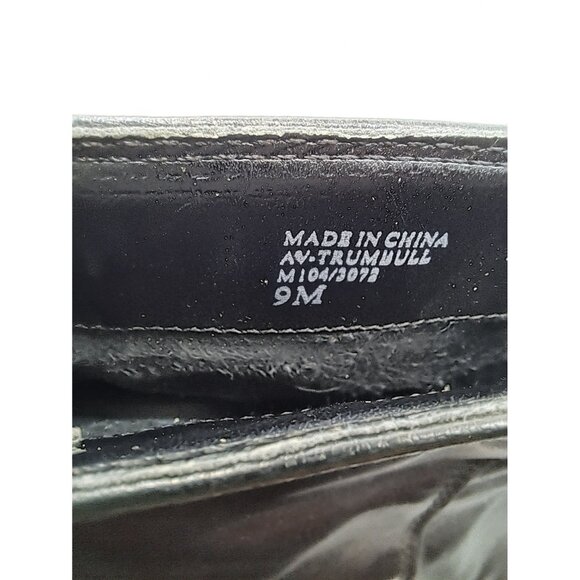 Adrienne Vittadini Black Leather Solid Ankle Booties Back Zip Womens Size 9 M - Picture 9 of 10